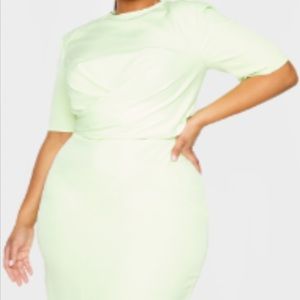PrettyLittleThing Lime Woven Shoulder Pad Cross
Front Ruched Top and Maxi Skirt